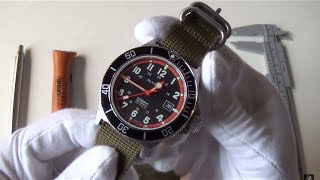 Glycine Combat Sub Automatic Review  The Best Dive Watch Around 1000 Brand Overview 386319ATND9 [upl. by Luckett]