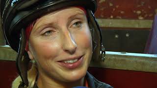 Rennpferde Training und Preisgeld  Sarah Steinberg im Interview [upl. by Amabel]